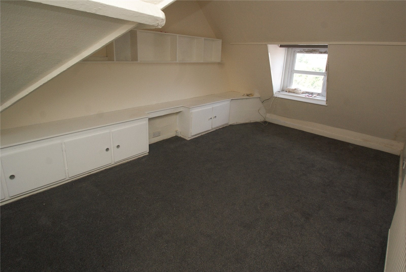 Flat Whiteladies Road in Bristol