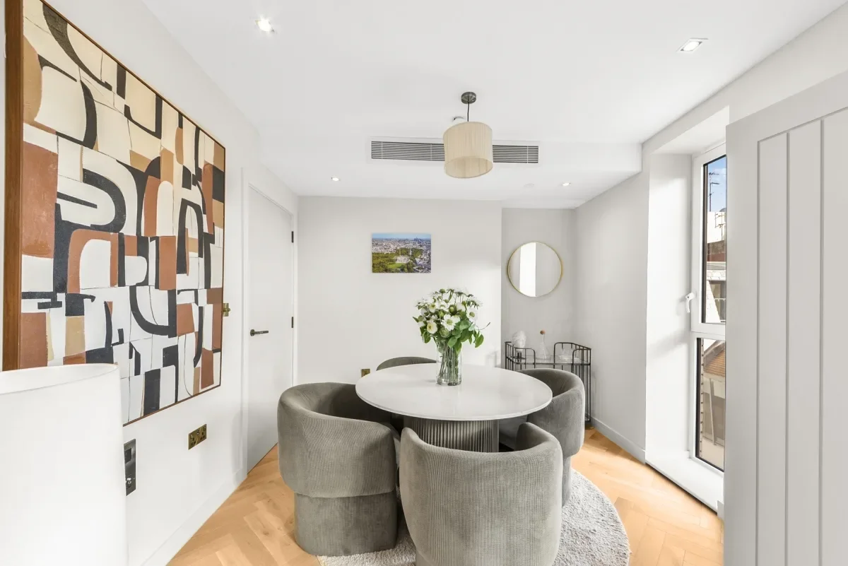 Flat Old Pye Street in City of Westminster