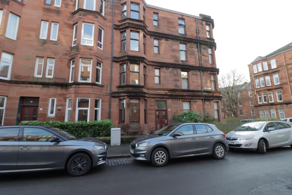 Flat Kennoway Drive in Glasgow