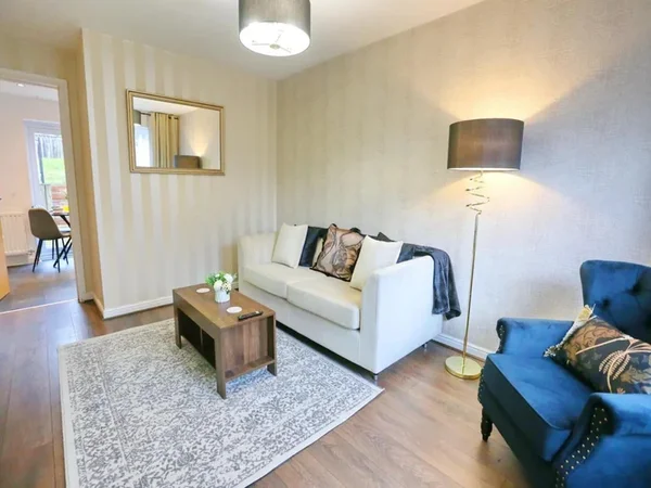 Flat Christie Lane in Salford