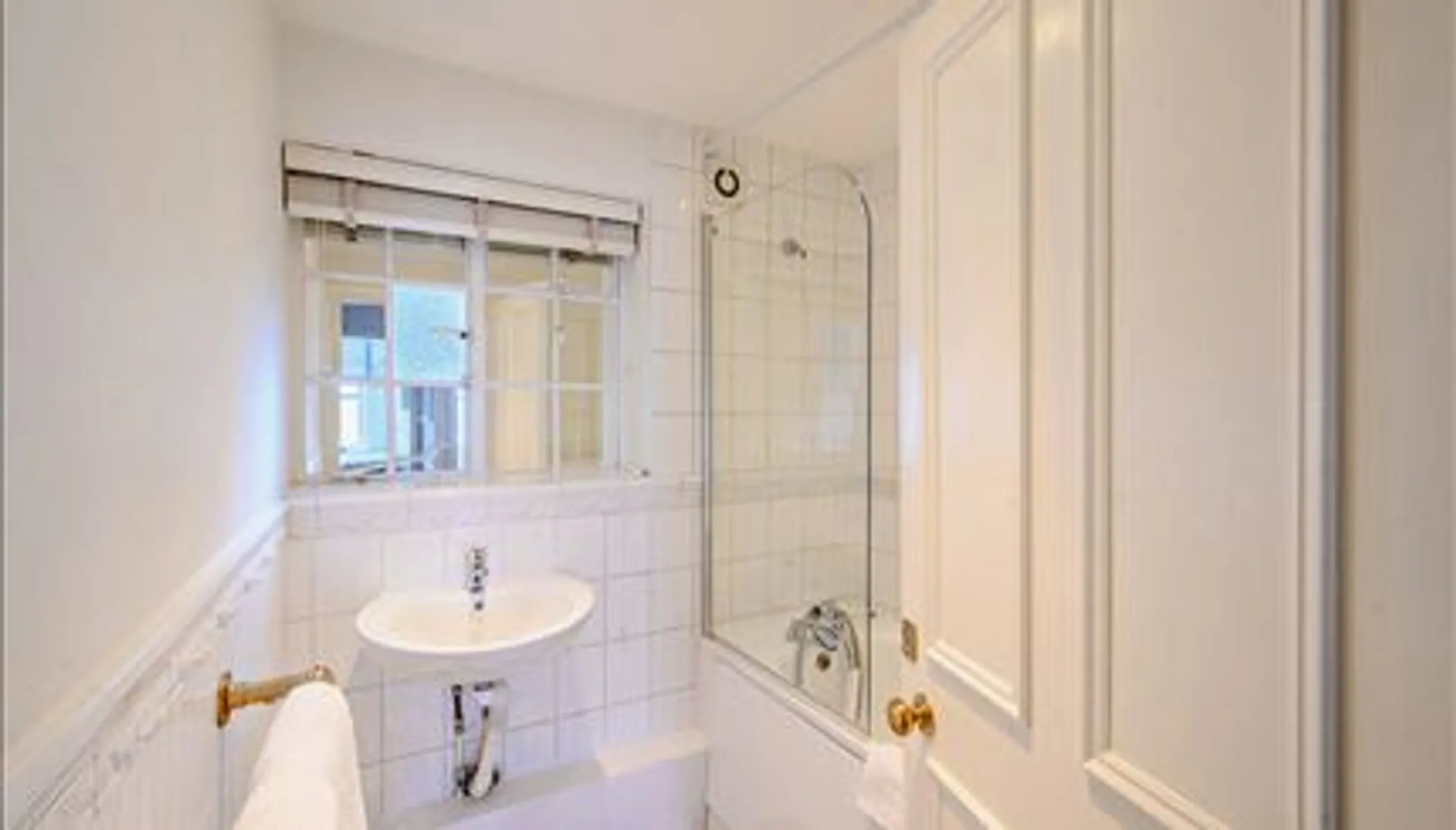 Flat Fulham Road in Greater London