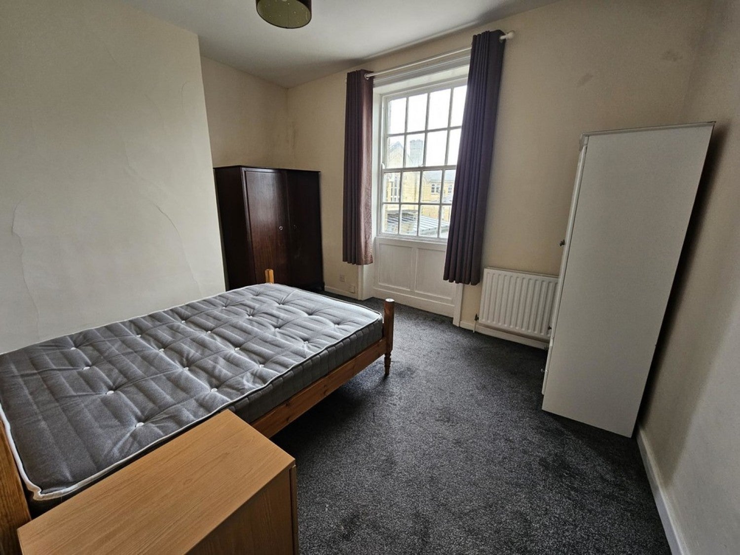 Flat Highfields Road in Kirklees