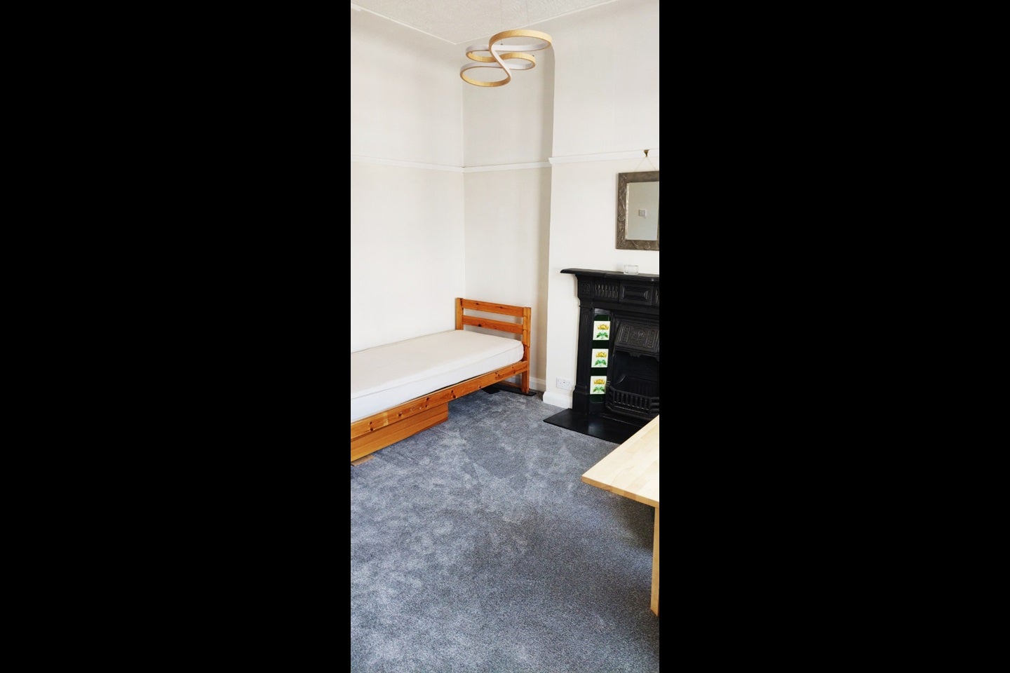 Room Stoneby Drive in Wallasey