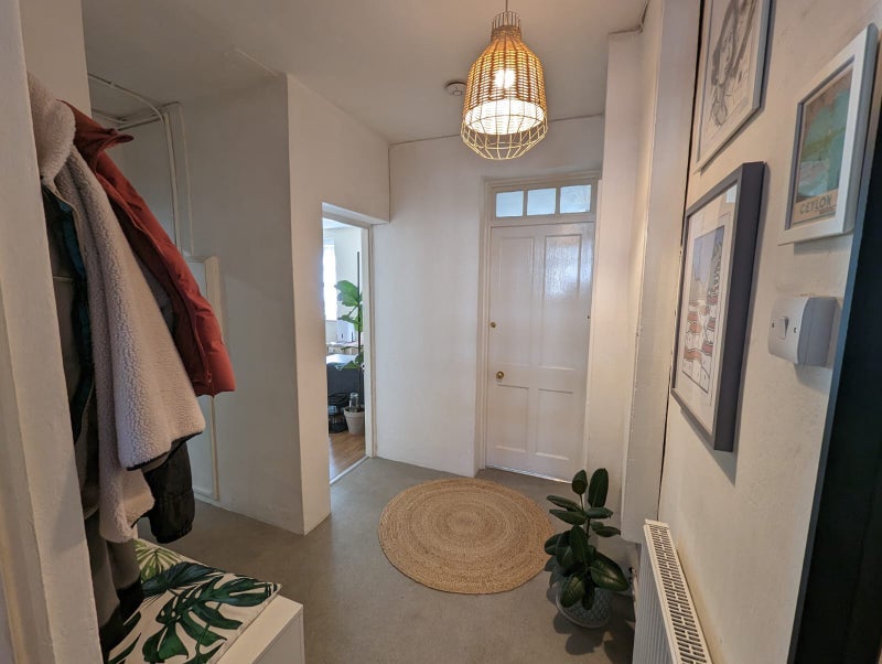 Room Frampton Street in City of Westminster