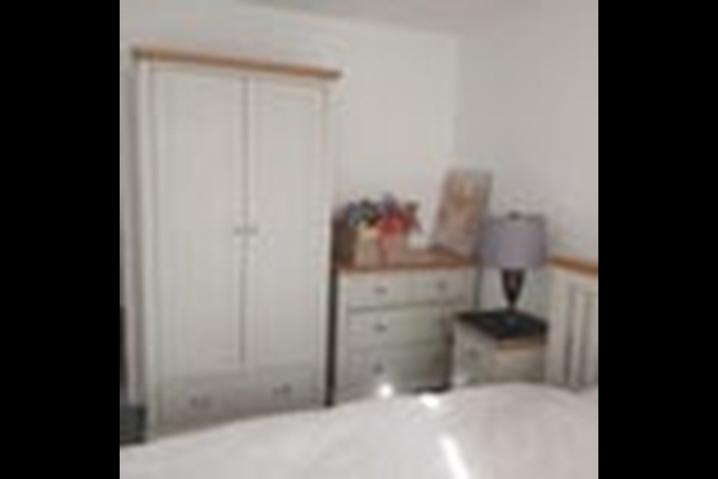 Room Palm Road in Greater London