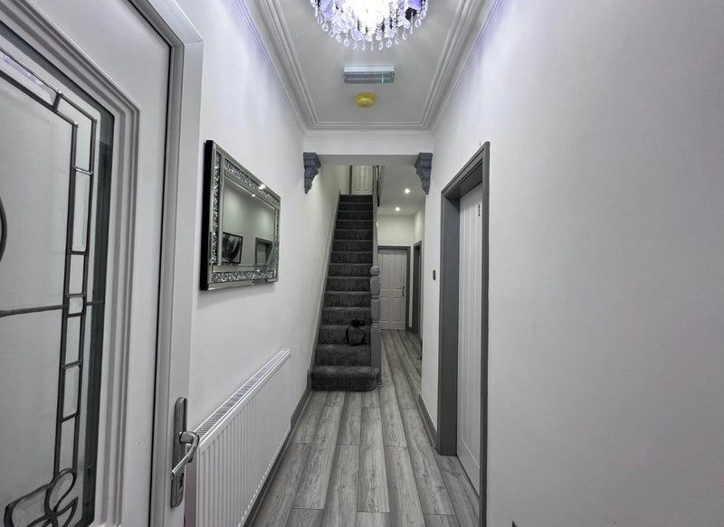 Flat Langdale Road in Manchester