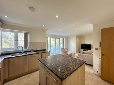 Flat Alton Road in Poole