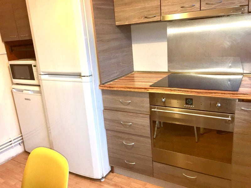 Room Tildesley Road in Greater London