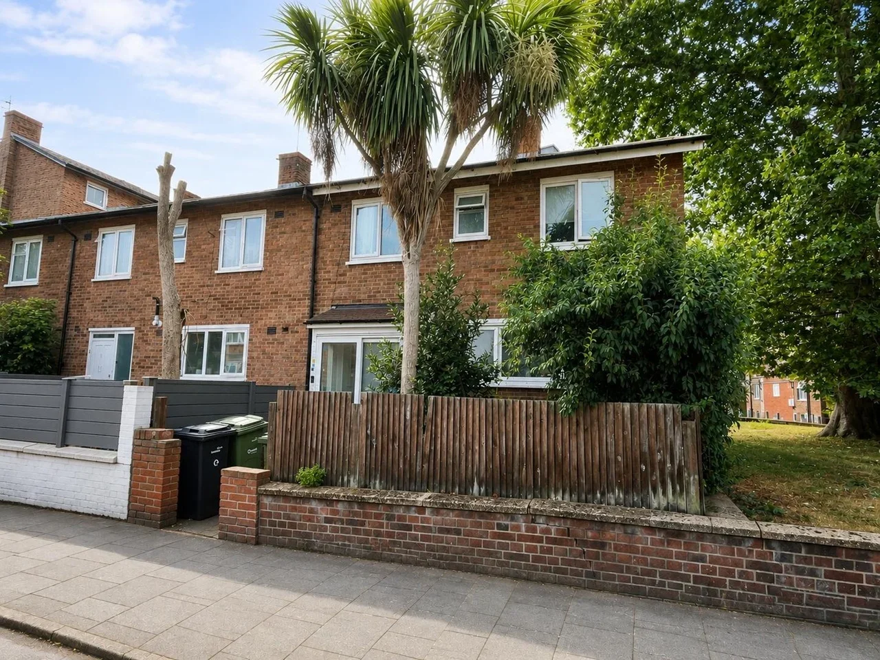 House Sandmere Road in Greater London