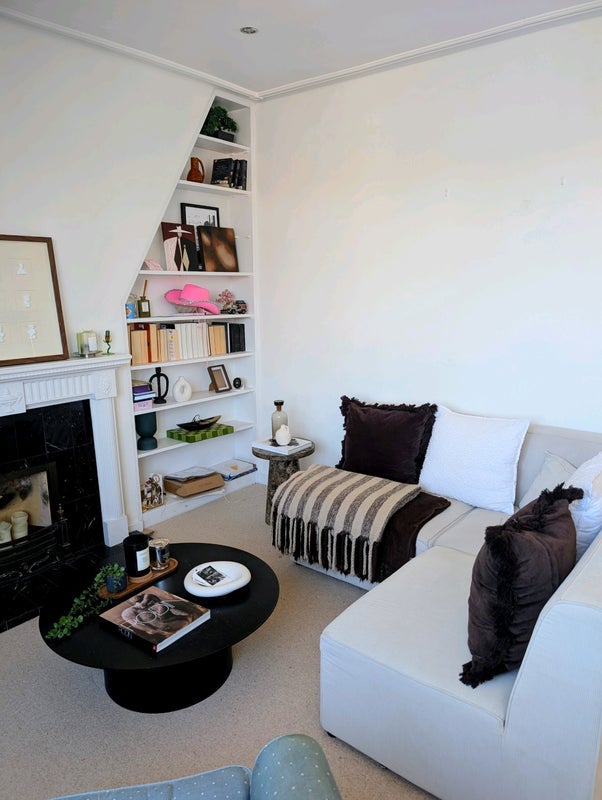 Room Marlborough Crescent in Greater London