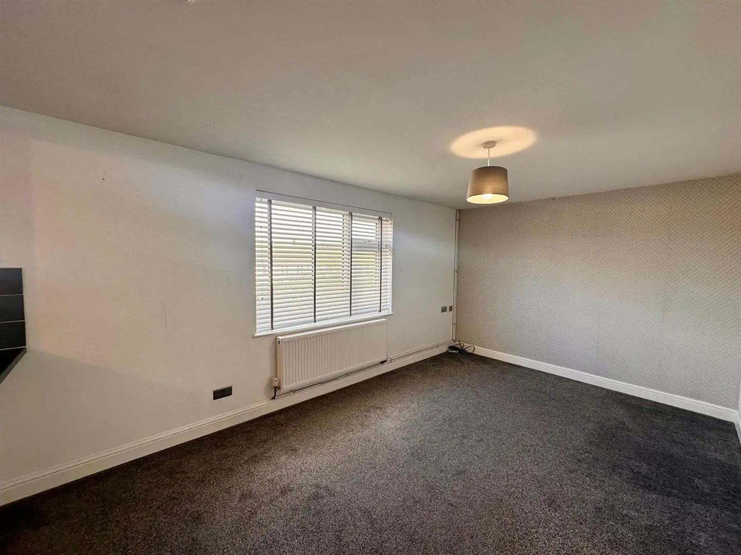 Flat Rectory Way in Ashford