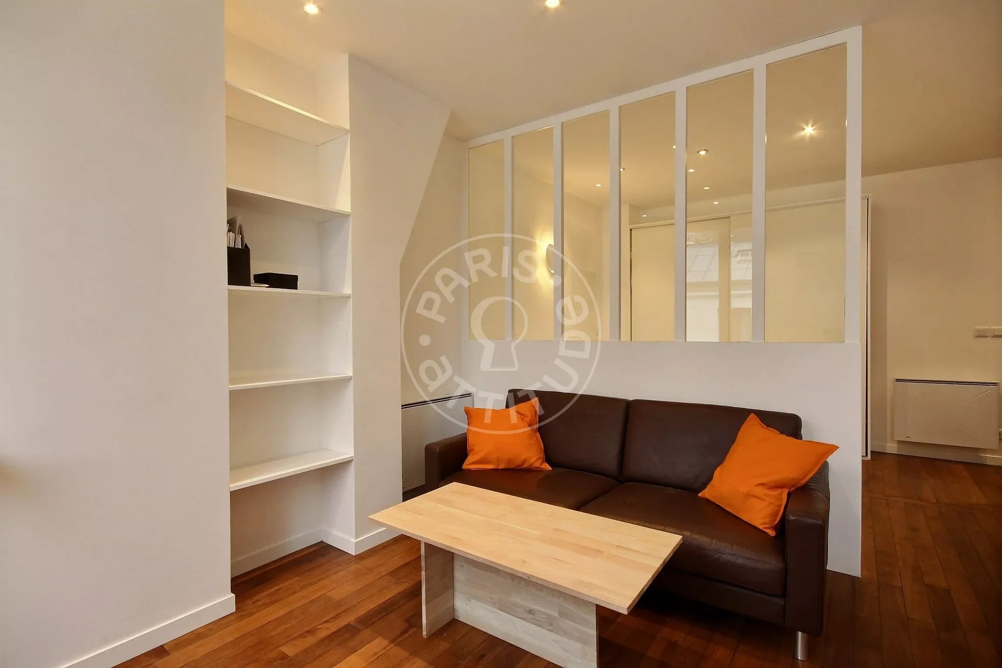 Appartement Rue Feutrier à Paris
