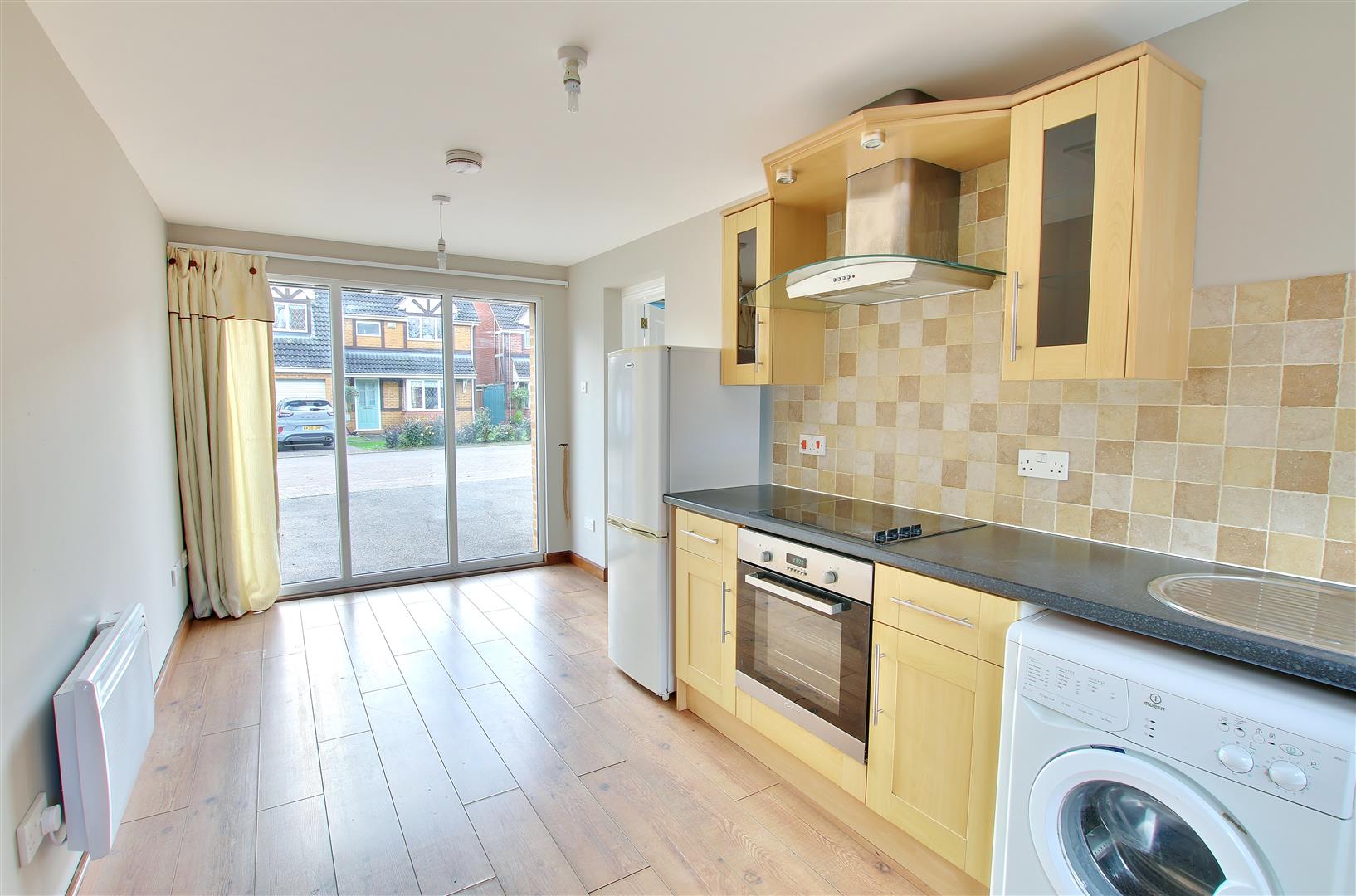 Flat Russet Close in Huntingdonshire