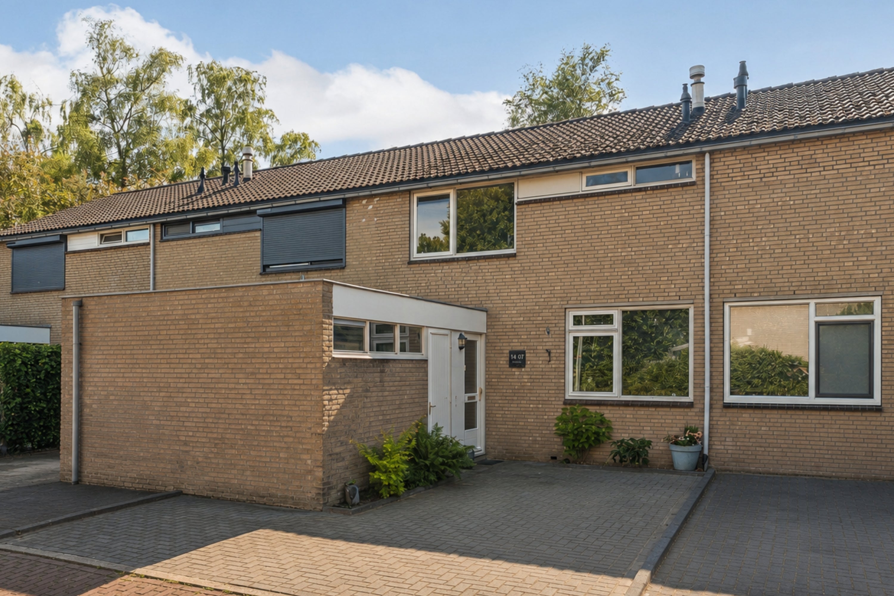 Zonegge 14 14 7 in Zevenaar