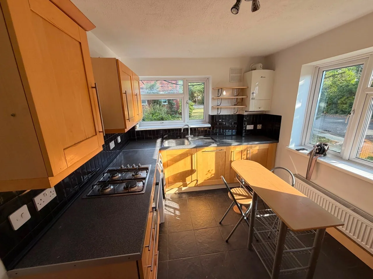 Flat Sterling Avenue in Greater London