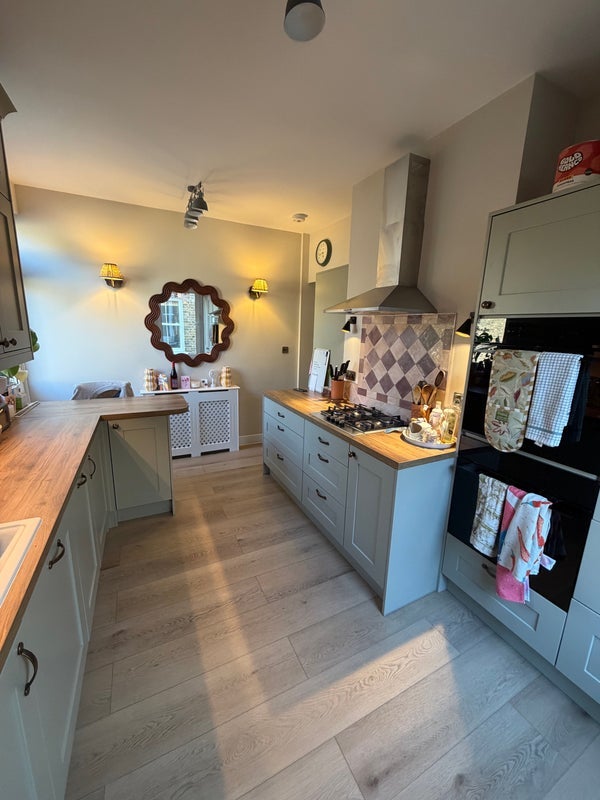 Room Netherfield Road in Greater London