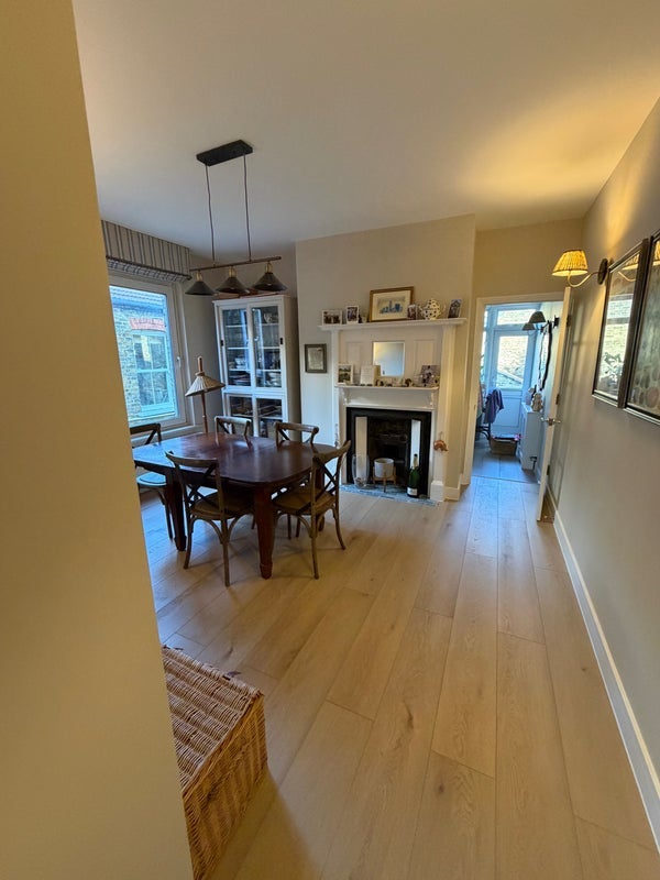 Room Netherfield Road in Greater London