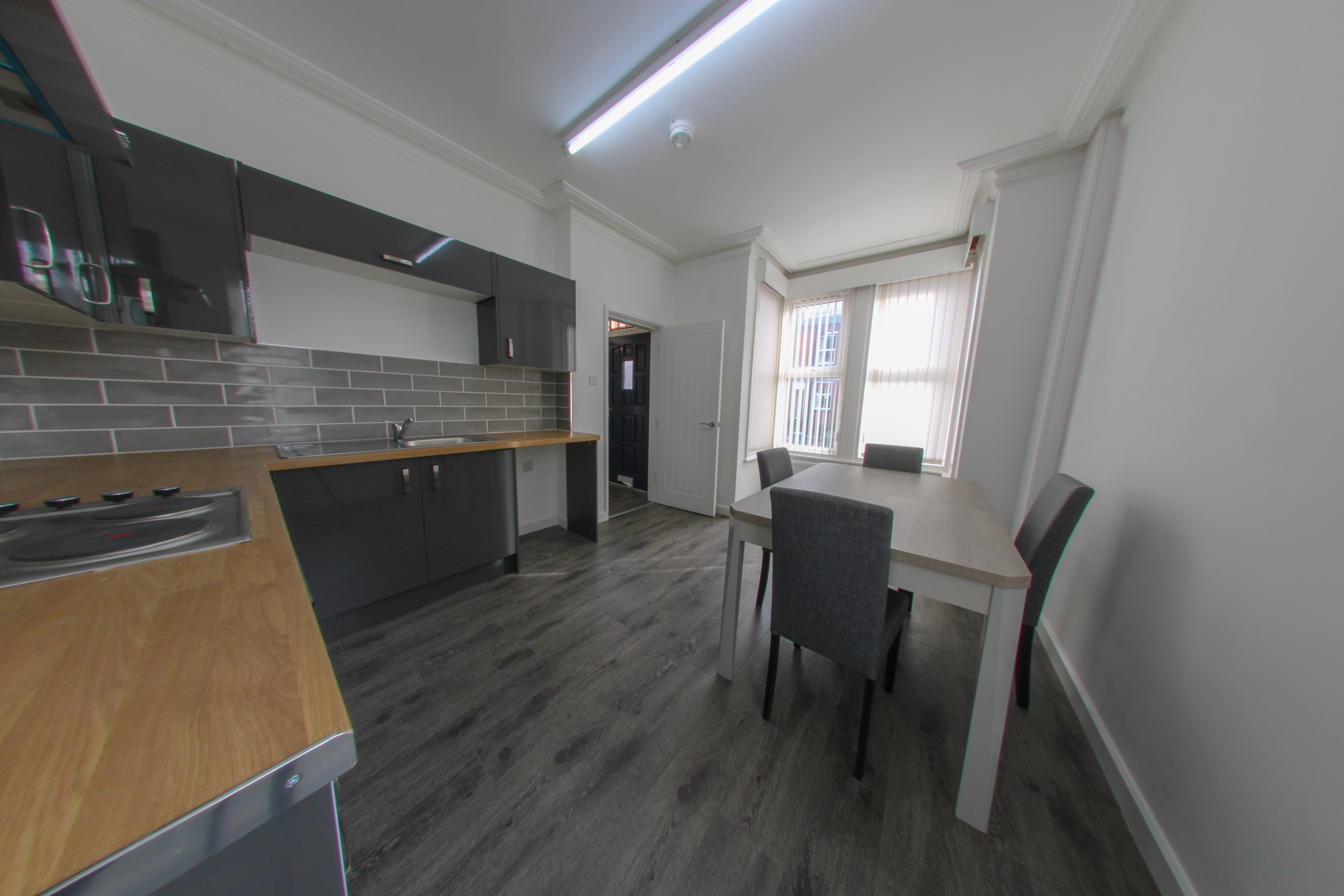 House Morris View in Leeds