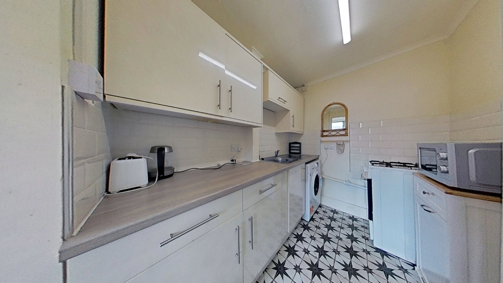 Flat Craigie Street in Glasgow
