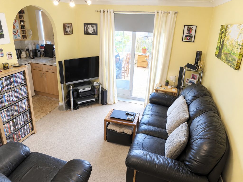 House Lysander Way in Chichester