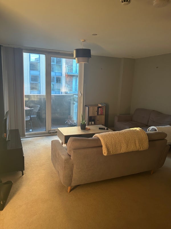 Room Blackfriars Road in Salford