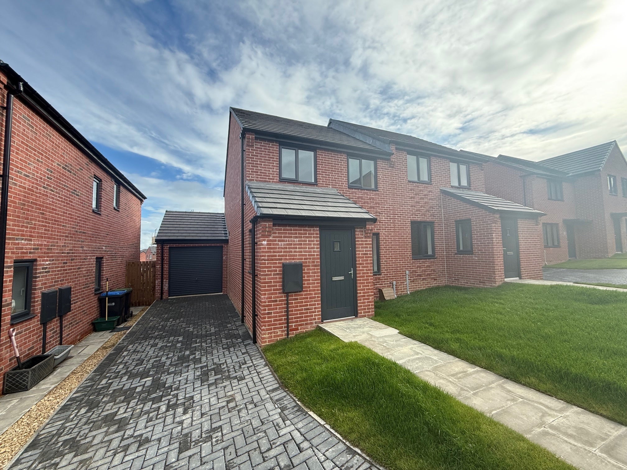 House Victory Cottages in Killingworth