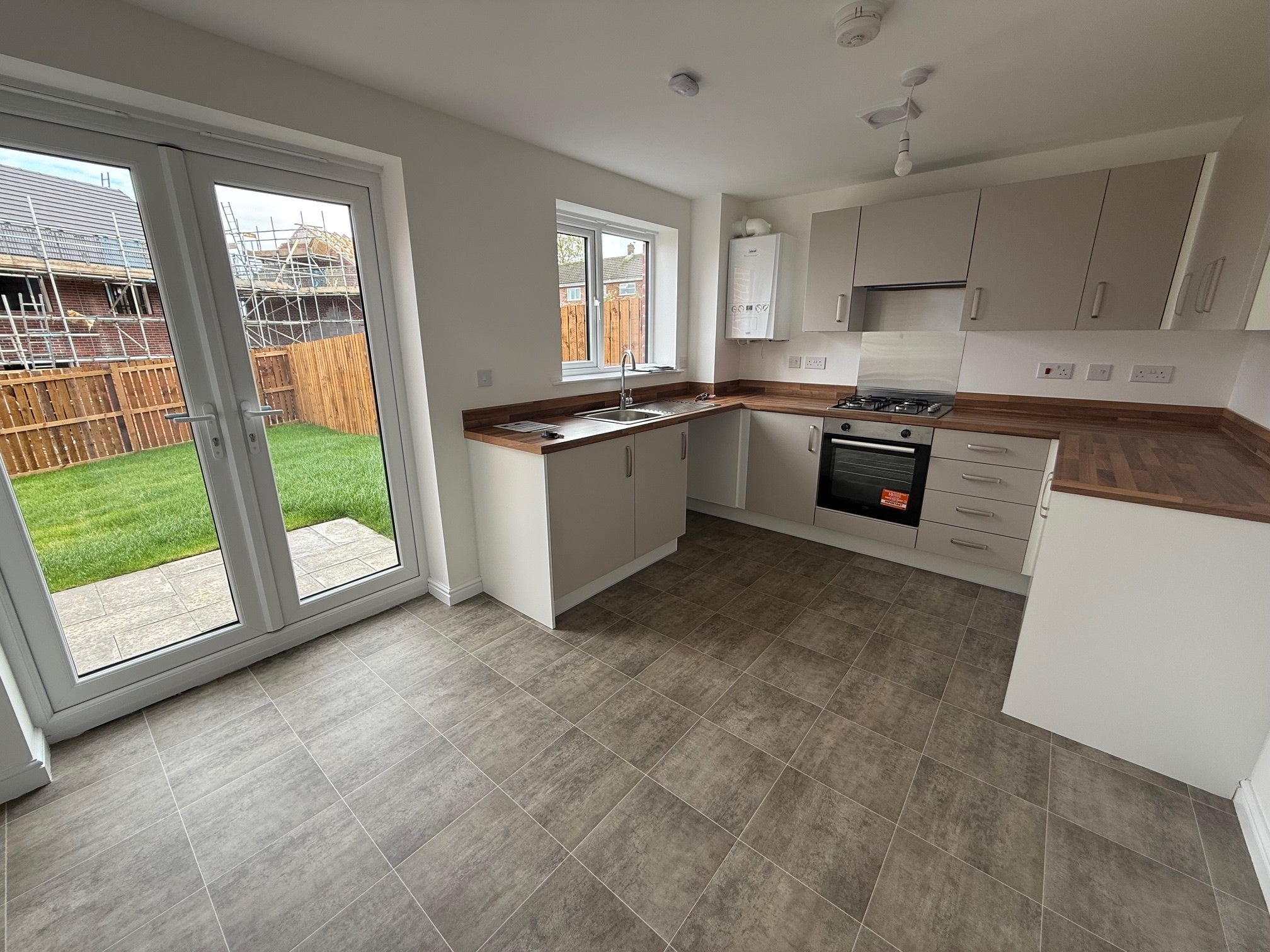House Victory Cottages in Killingworth