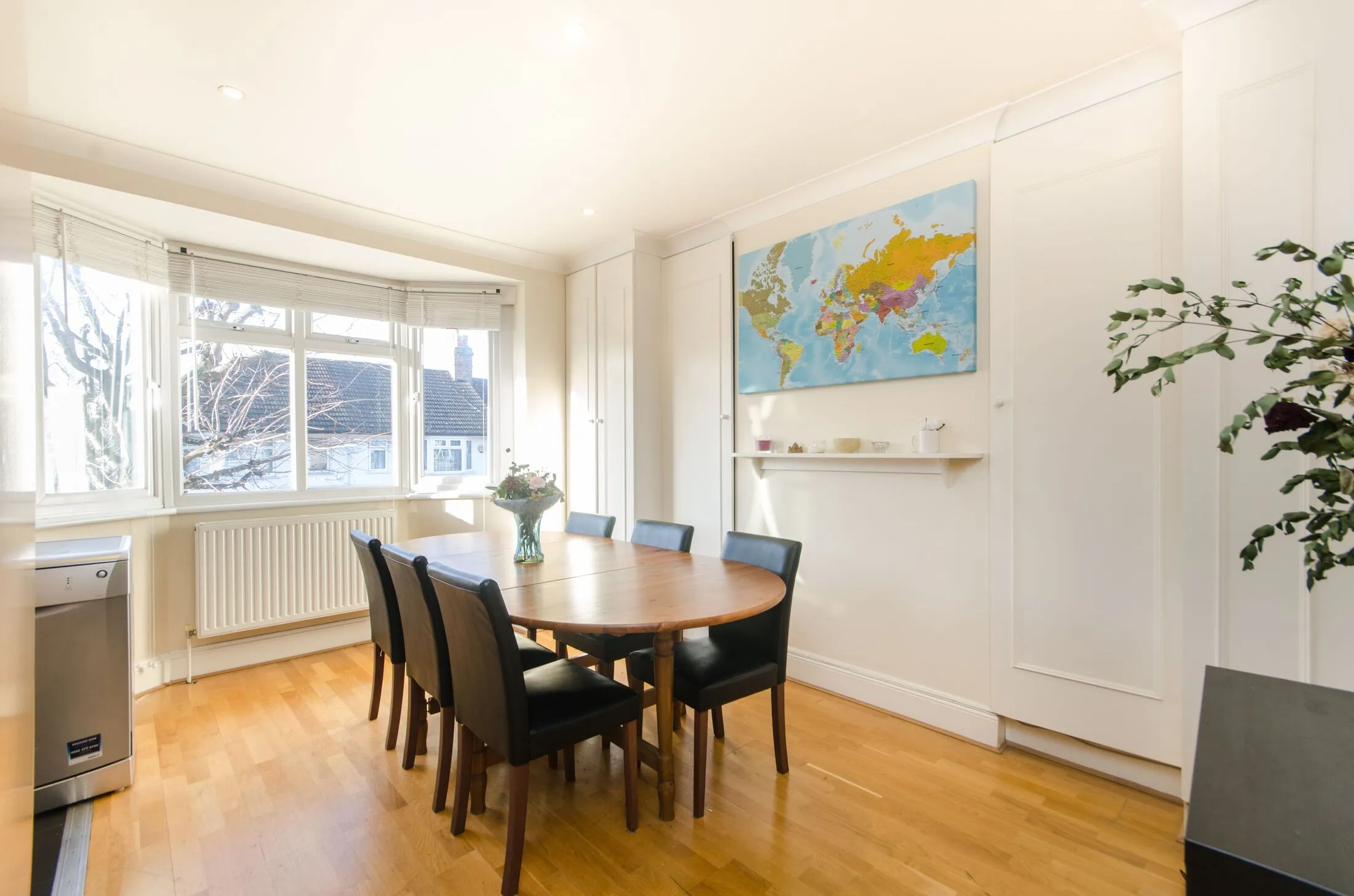 Flat St Barnabas Road in Greater London