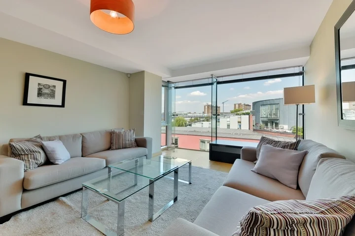 Flat Graham Street in Greater London