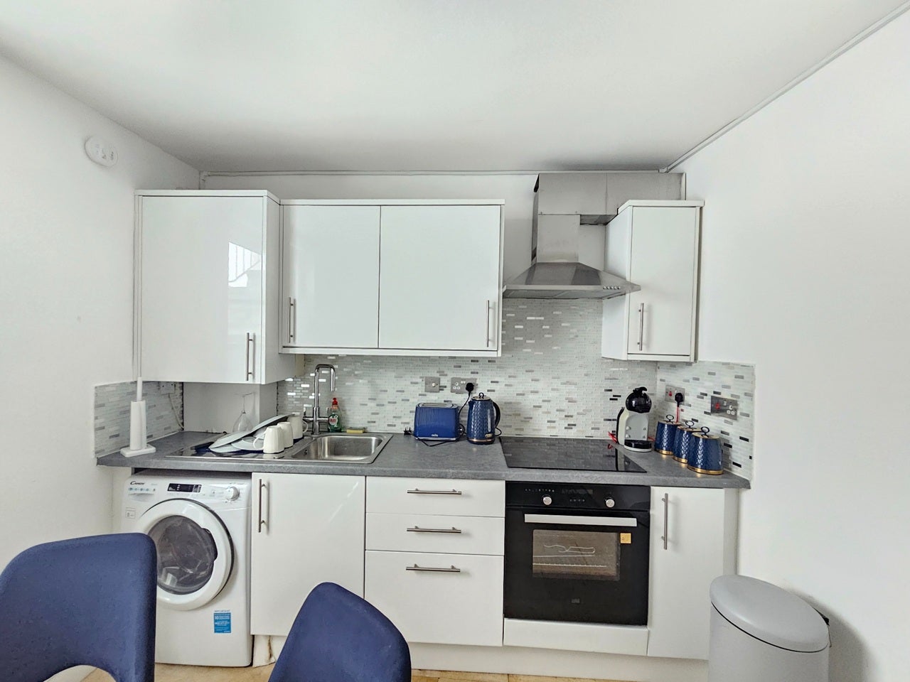 Flat Amhurst Road in Greater London