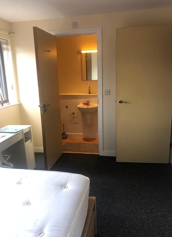 Flat Lewin Terrace in London