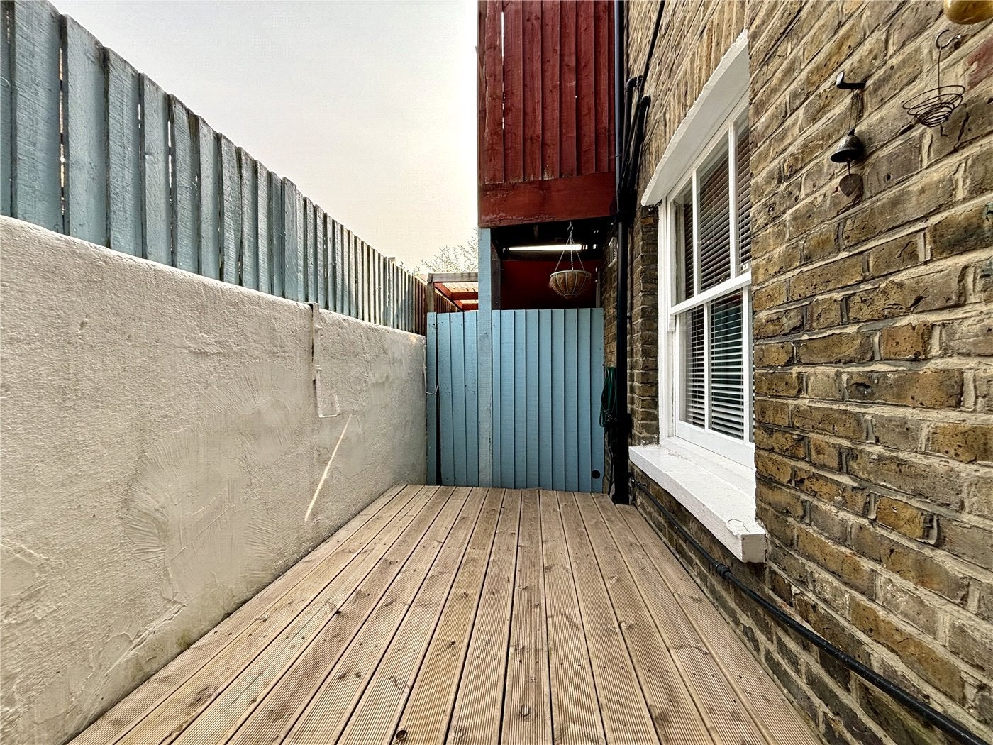Flat Lower Richmond Road in Greater London