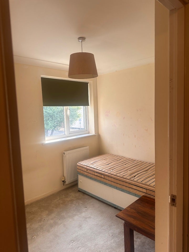 Flat Oakleigh Road North in Greater London
