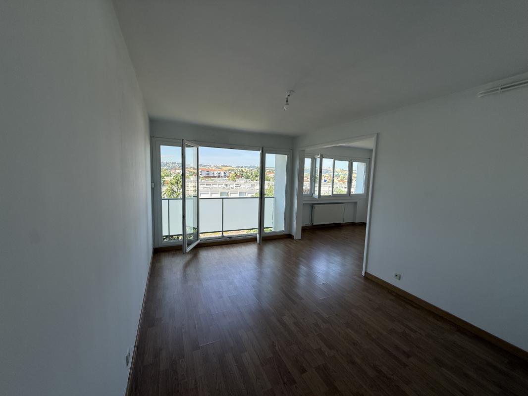 Appartement Rue Louis Soulier à Villars