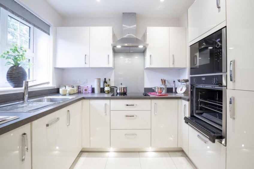 Flat Marple Lane in Chalfont St Peter