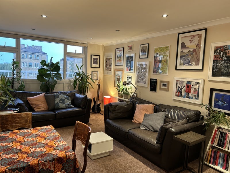 Room Cable Street in Greater London