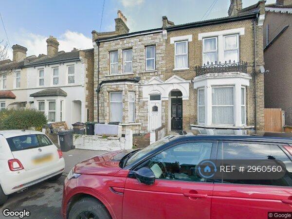 Room Limes Road in Greater London