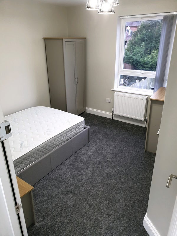 Room South Street in Redditch