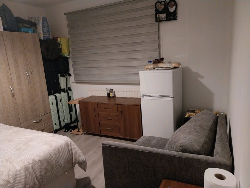Room Farm Lodge Grove in Telford