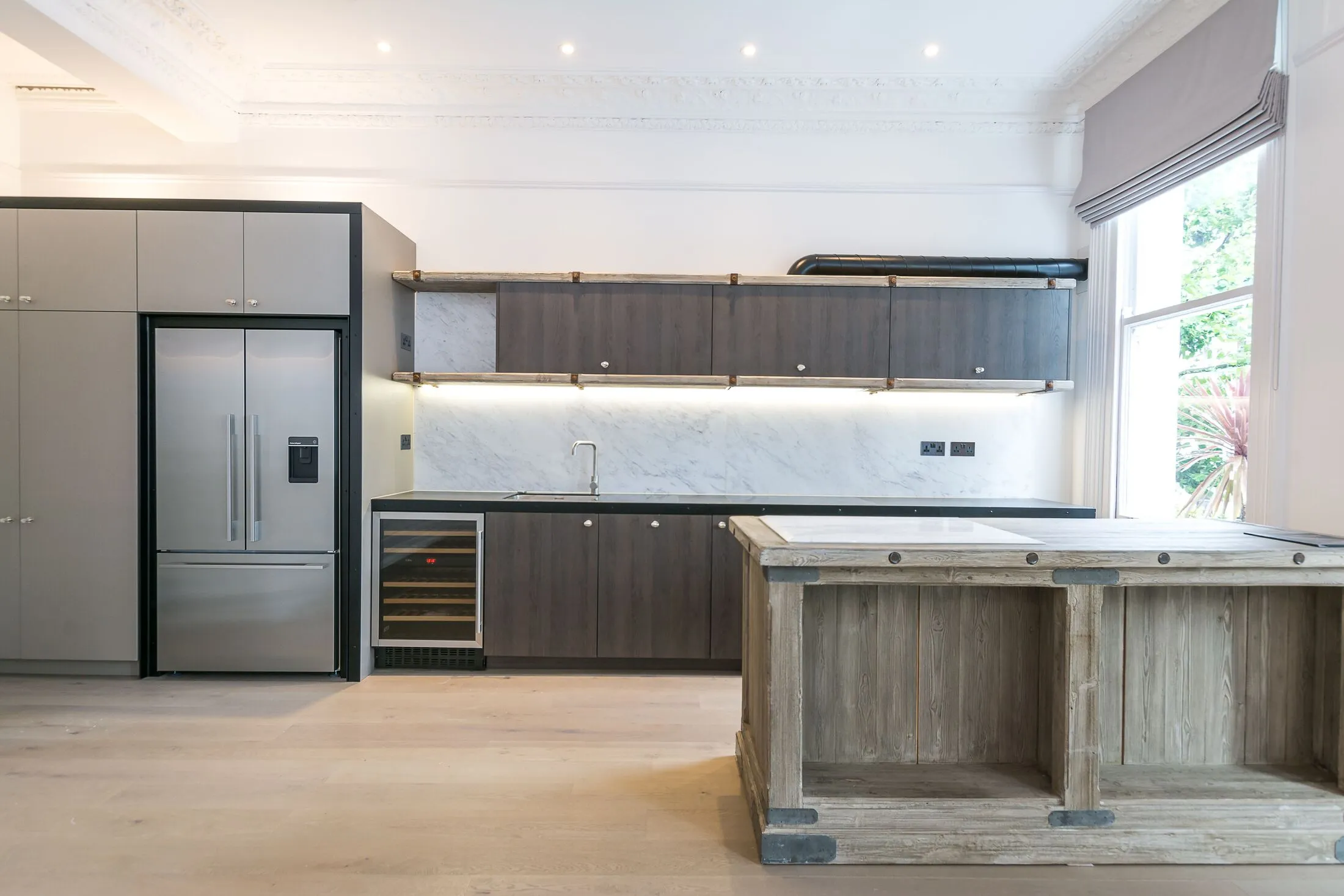 Flat Philbeach Gardens in Greater London