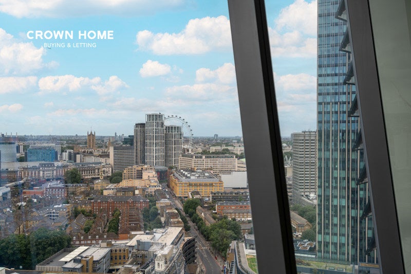 Flat Blackfriars Road in Greater London