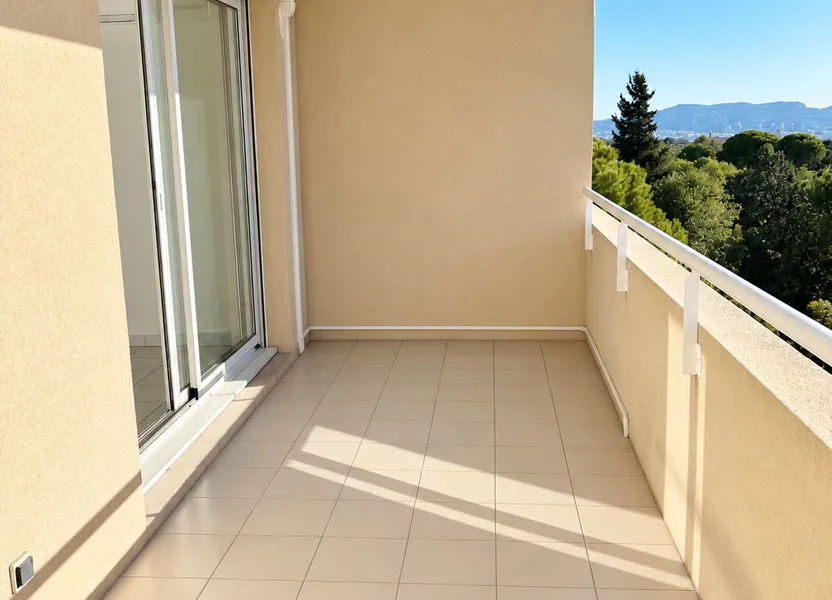 Appartement Place Claude Bernard à Marseille