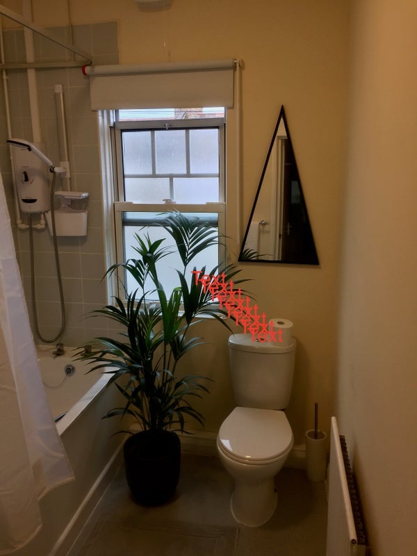 Room Kilburn Lane in Greater London
