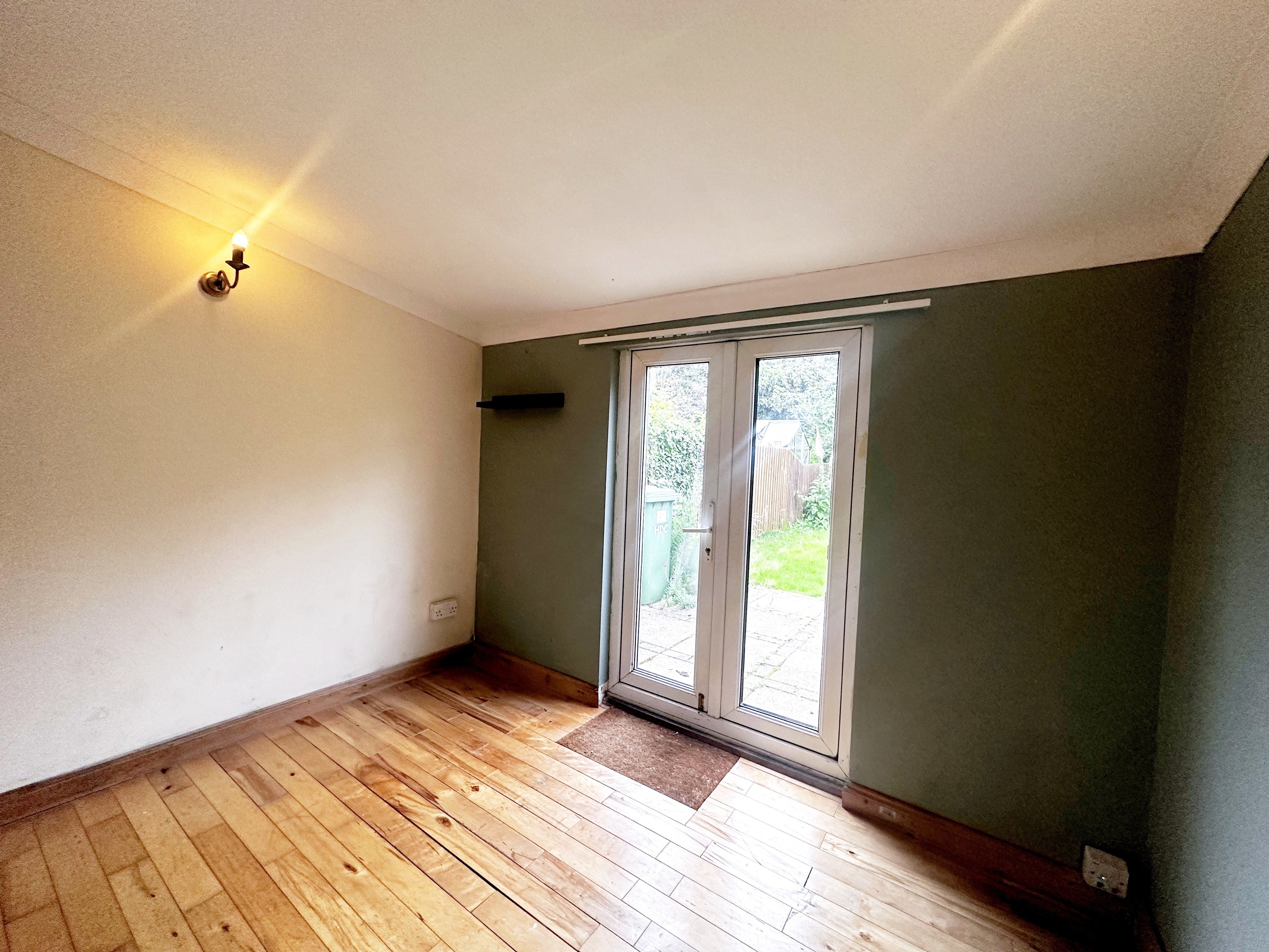 House Haycroft Close in Huntingdonshire