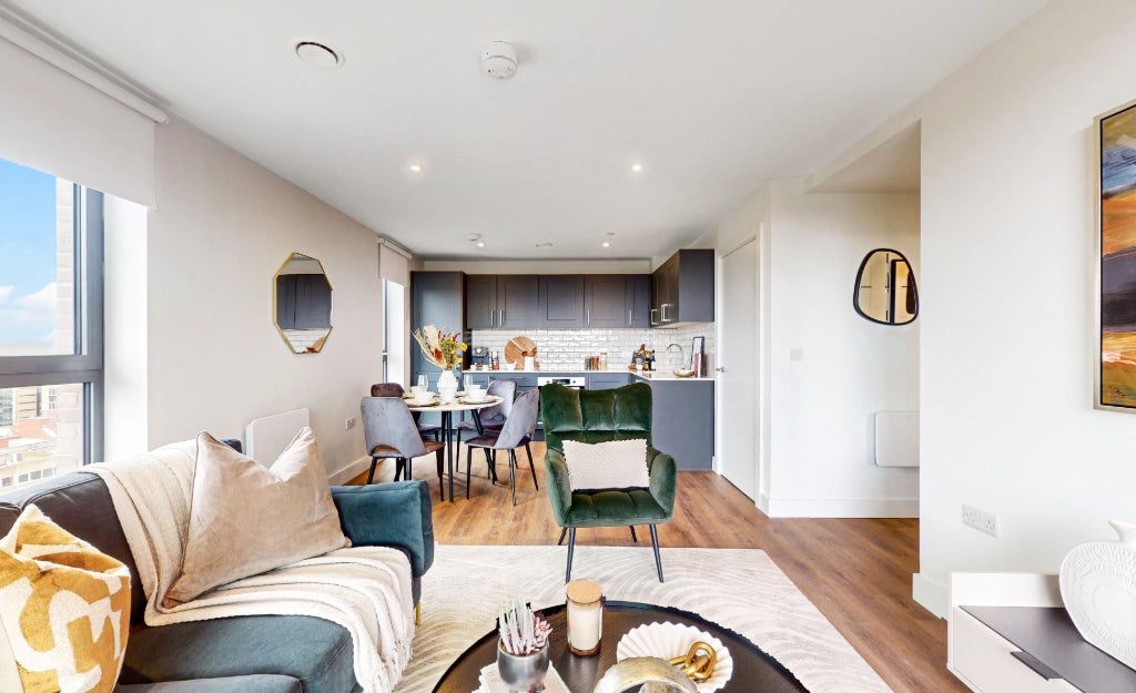 Flat Nicholsons Lane in Maidenhead