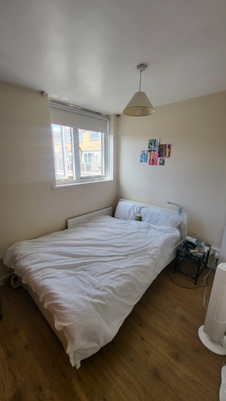 Room Lucey Road in Greater London