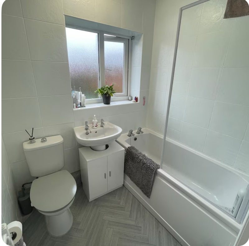 Room Preston Old Road in Borough of Fylde
