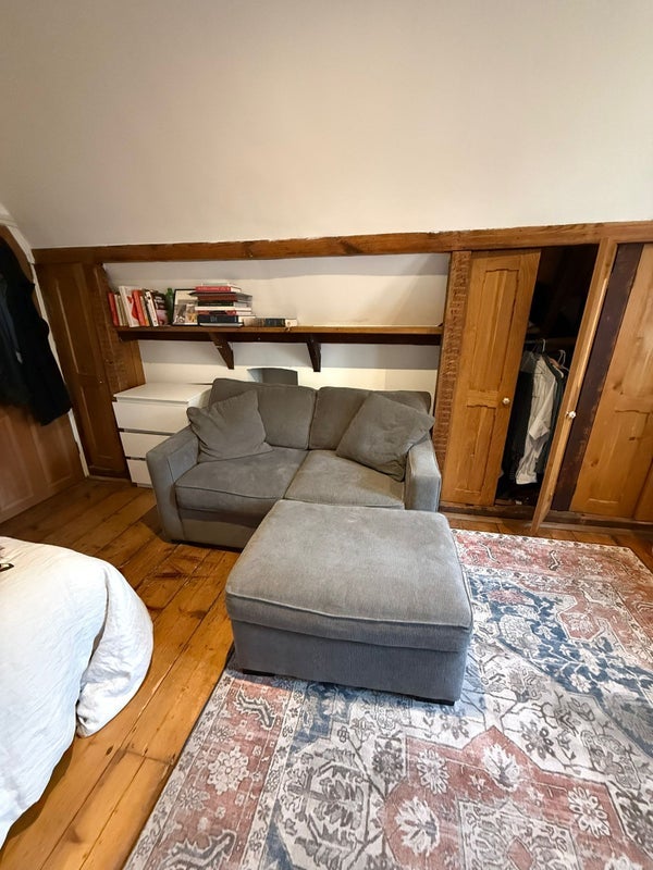 Room Commercial Street in Greater London