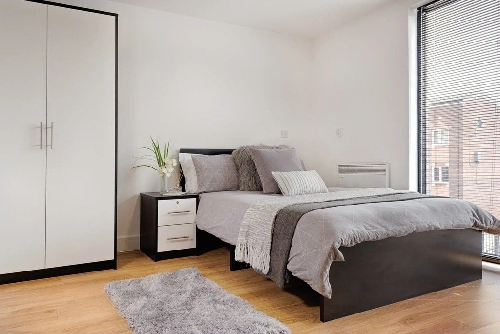 Room Myrtle Street in Liverpool
