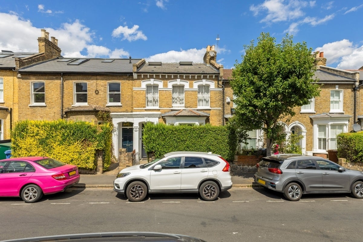 House Choumert Road in Greater London